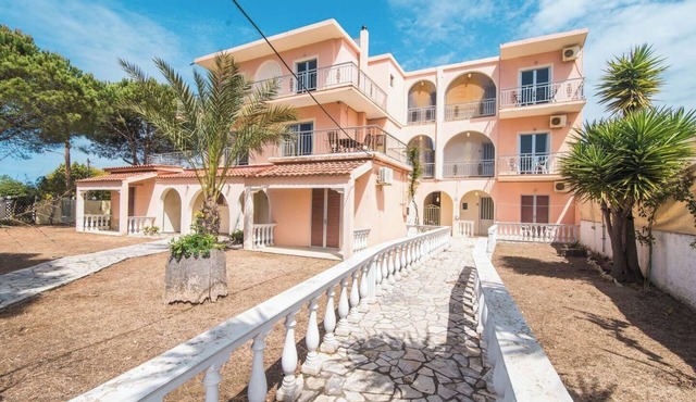 Southgate 7 by MPS in Agios Georgios