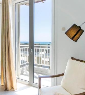 Spacious cozy seaview apartment in Heraklion in Heraklio