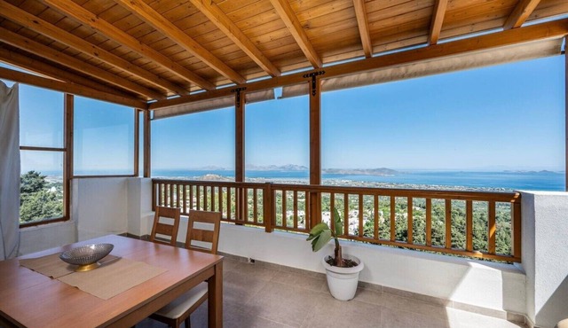 Stella Maris Village – Panoramic Suites in Asfendiou