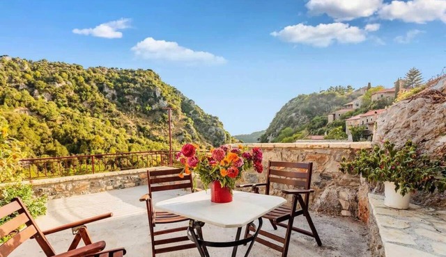 Stemnitsa Stone Residence - Cosy Mountain Escape in Stemnitsa