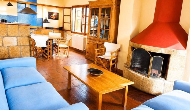 Stone House Central Filiatra - 7min from the Beach in Filiatra