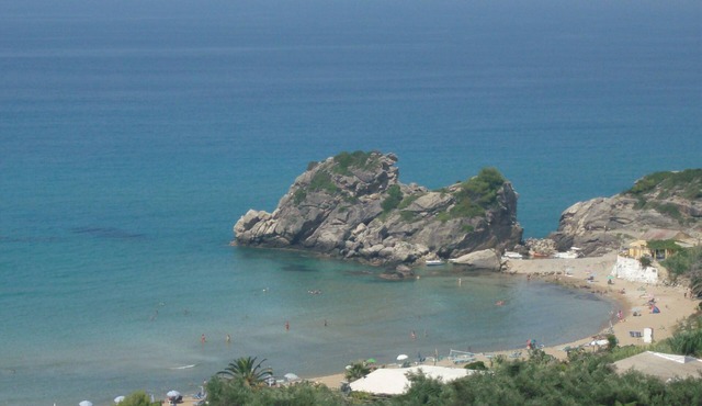 Studio Apartment Tonia with sea view and garden - Pelekas Beach, Corfu in Avramis