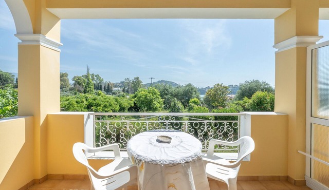 Studio 'Garden View 4' with Sea View, Wi-Fi and Air Conditioning in Limni