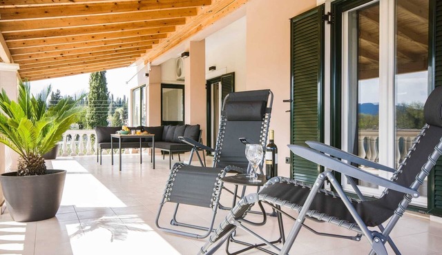 Stylish 2BR Base for Exploring Corfu in Corfu