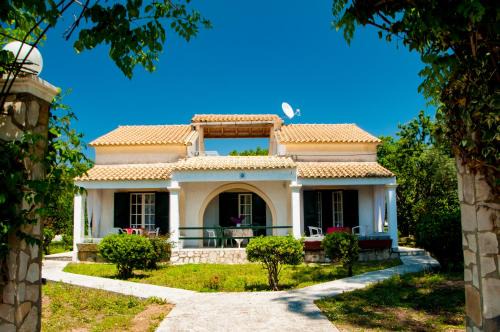 Su Casa Apartments in Almiros Beach