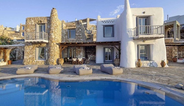 Suite Home Villa in Kanalia by Fantasia Villas in Mykonos