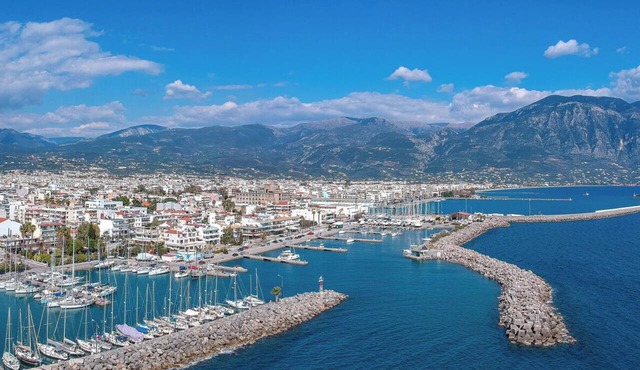 Sun-Kissed Sailing Adventure in Kalamata, Peloponeso in Kalamata