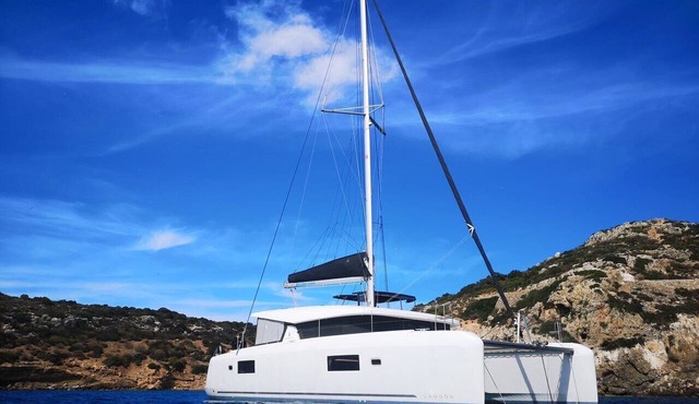 Sun-Kissed Sailing Adventure in Islas Cícladas, Mykonos in Mikonos