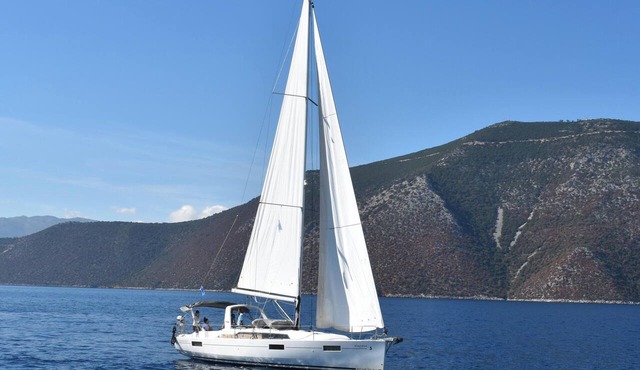 Sun-Kissed Sailing Adventure in the Ionian Islands in Paleros