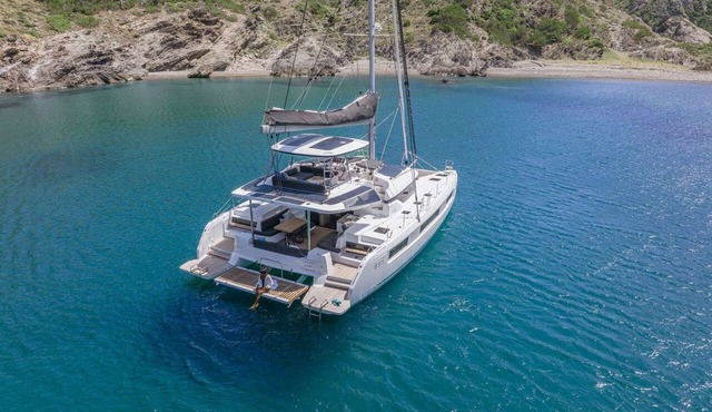 Sun-Kissed Sailing Adventure in Islas Sarónicas in Alimos