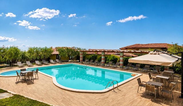 Sunday Resort in Polygyros