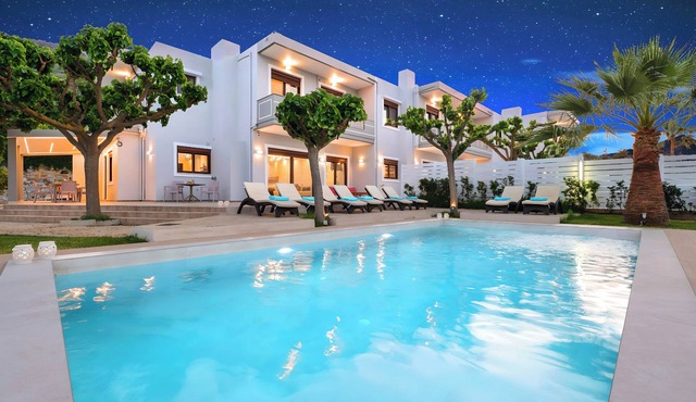 Sunlight Grand Villa 3 Heated Pools 36 guests in Georgioupoli