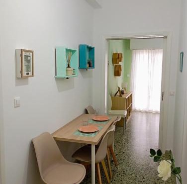 Sunny Living in Loutraki