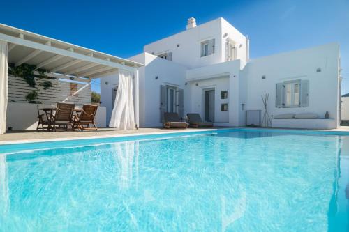 Sunny Villa Sifnos in Sifnos