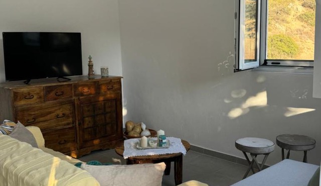 Sykano Escape, Skyros Island in Skiros