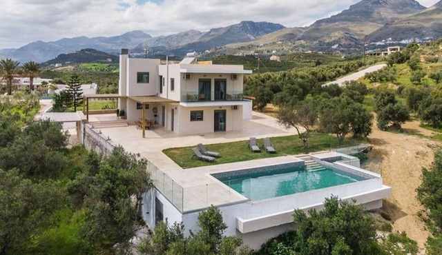 Terra Divina Damnoni in Rethymno