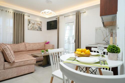 The Brothers House in Panagia