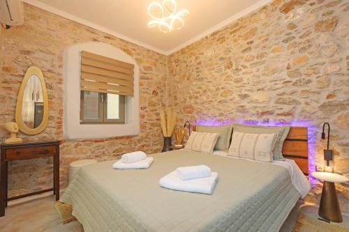 The Cat House Syros in Ermoupoli