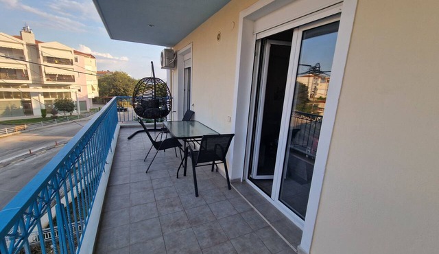 The colorful house with balcony view in Kozani
