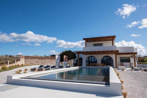 the shelter - a milos project in Adamantas