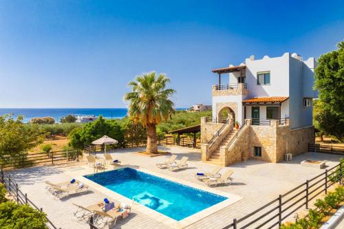 Theo Beach Villa in Frangokastello