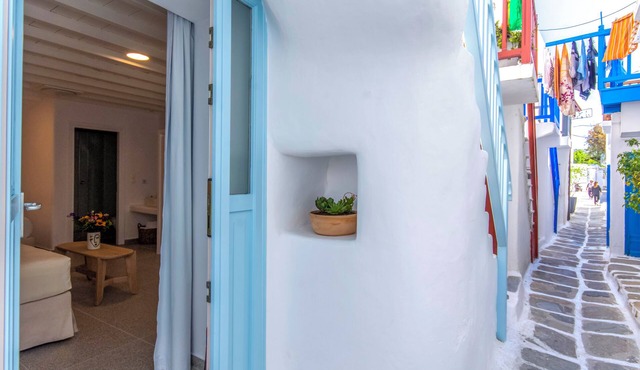 Traditional Mykonian Home steps from Little Venice in Mykonos