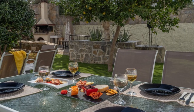 Treasure Of Herbs Complex in Mylopotamos