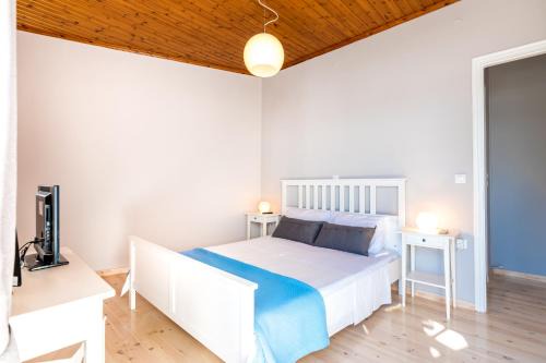 Tsonas Apartments in Lygia