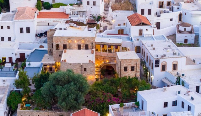 Vasilikos Mansion - Captains Sea-View Residence in Rhodes