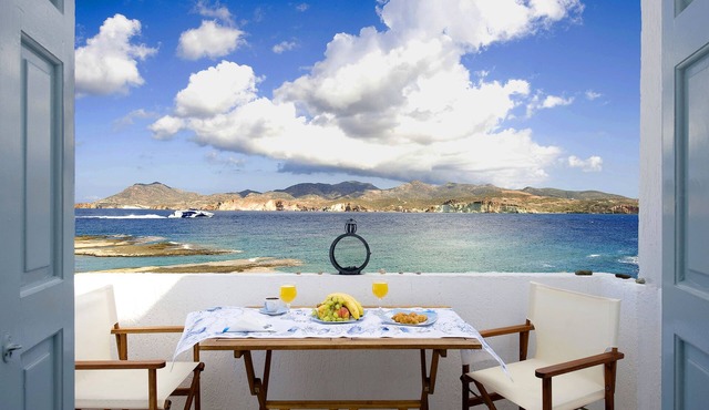 Venia guest houses poland in milos