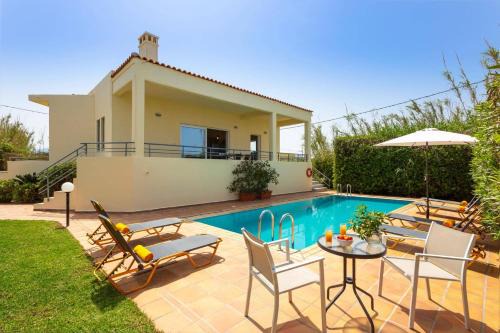 Villa Aggeliki by Villa Plus in Pírgos Psilonérou