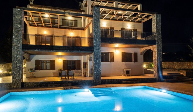 Villa Althea Corfu! 3-Bedroom Villa with pool near Corfu Town in Kerkyra