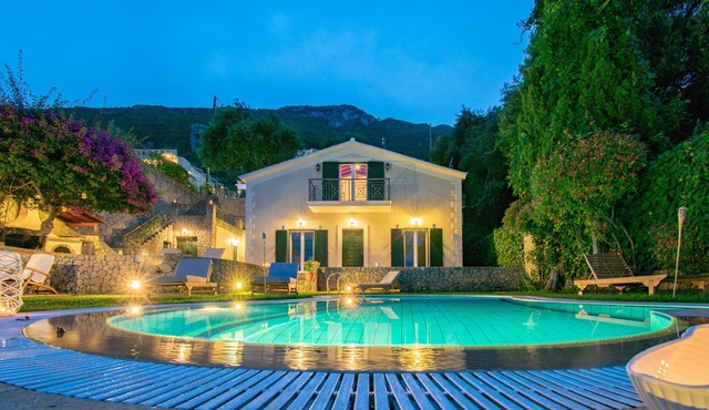 Villa Benele on the beach, Greece on Corfu in Mpenitses