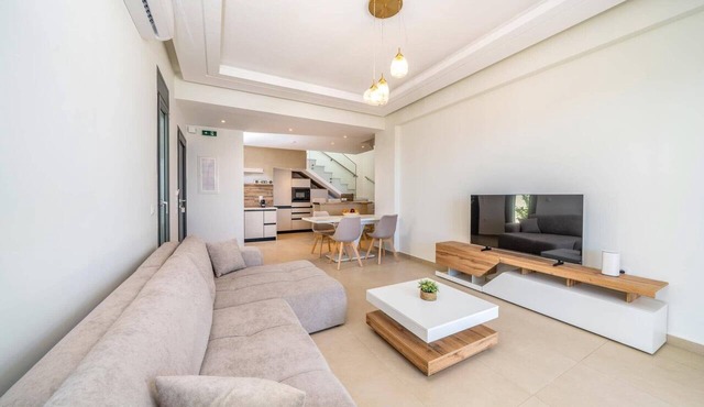 Villa Boudi by Villa Plus in Vlachata