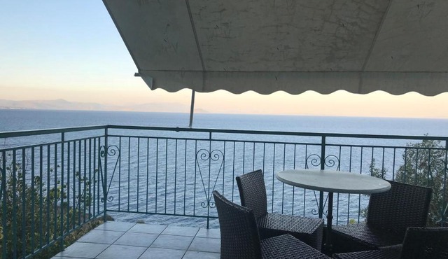 Villa Castle Sea View in Paralio Astros