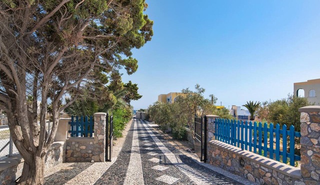 Villa Eleftheria in Santorini