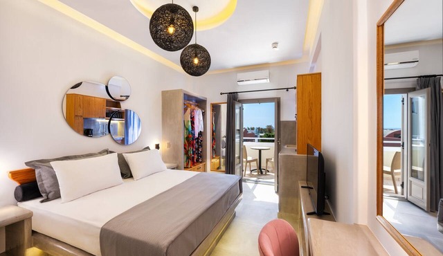 Villa Eleftheria in Santorini