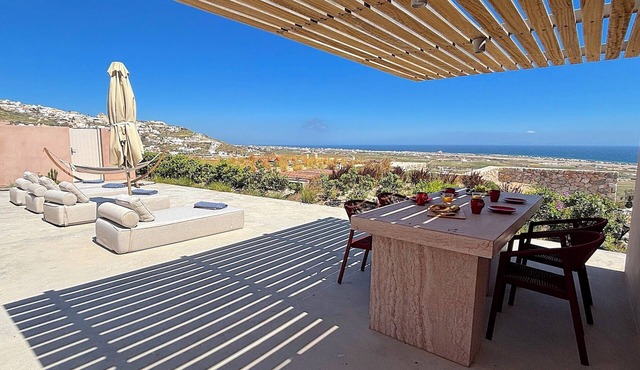 Villa Helionira in Santorin