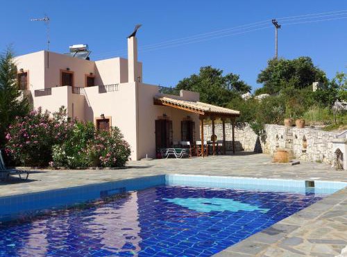 Villa in Axos with Pool near Panormo Beach in Axós