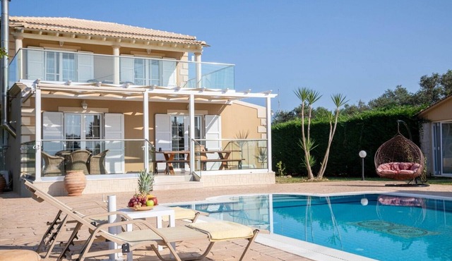 Villa Kalypso with private swimming pool in Corfu