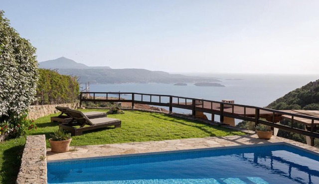 Villa Lithos by Your-Villa in Áptera