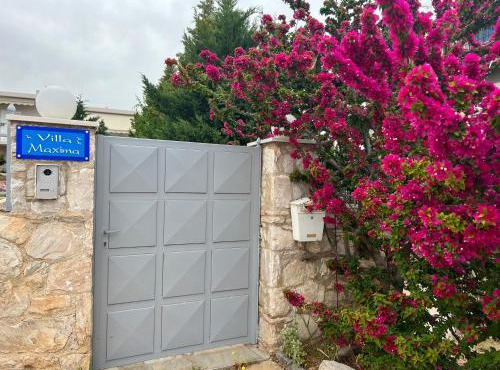 Villa Maxima Lavrio in Thorikón