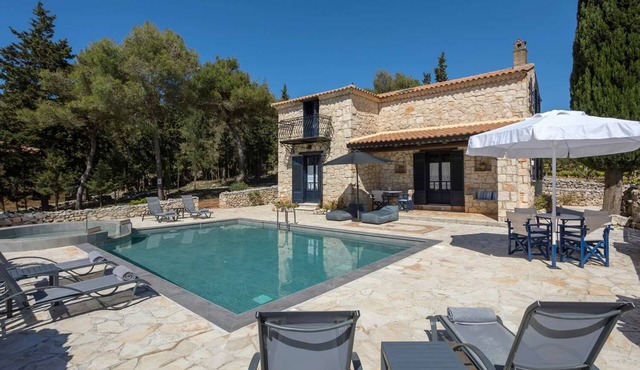 Villa Nephos - Beautiful sea views in Koiliomenos