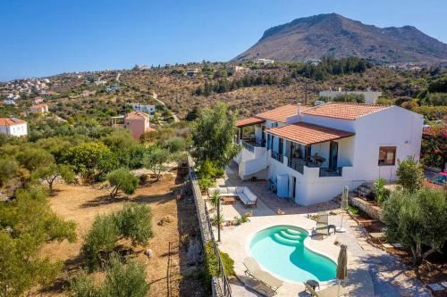 Villa Olive Garden in Plaka