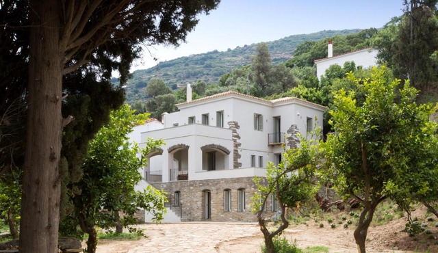 Villa Perivoli in Lemon Orchard in Mesariá
