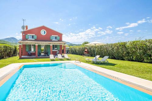 Villa Pitteri in Almiros Beach