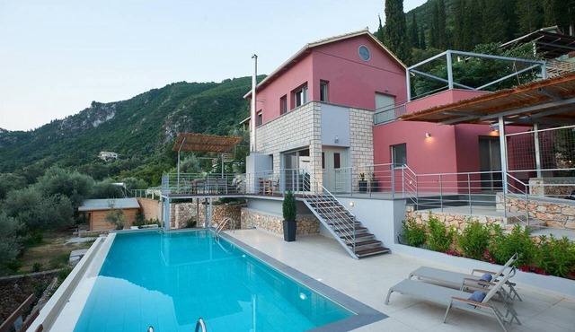 Villa Porphyra - Four Bedroom Villa, Sleeps 8 in Lefkada City