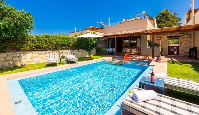Villa Portokalia - Two Bedroom Villa, Sleeps 4 in Platanias