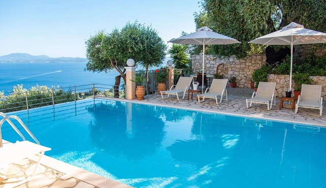 Villa Sotiris mit Pool und herrlichem Meerblick by Interhome in Kalami