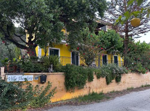 Villa Theodora in Keri